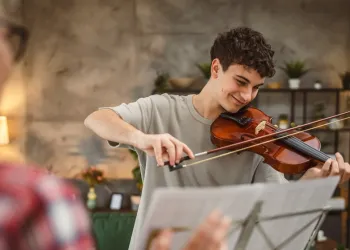 Keman Eğitmenliği Sertifikası ile Müzik Kariyerinizi Nasıl Güçlendirebilirsiniz?