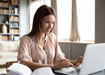 Yeni Bir Meslek Öğrenmek İçin Hangi Kursa Gitmeliyim?