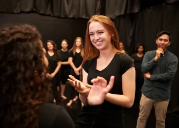 Bütçe Dostu MEB Onaylı Oyunculuk Kursu Fiyatları