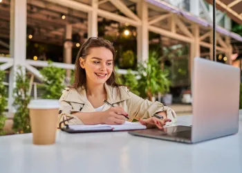 En Çok Tercih Edilen Popüler Kurslar: Tek Tıkla Öğrenmeye Başla!