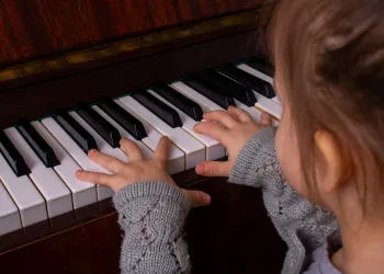 Çocuklarda Piyano İçin İdeal Başlangıç Yaşı Kaçtır?