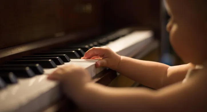 Oyunla Piyano Eğitimi: Çocukların Severek Öğrendiği Modern Metotlar
