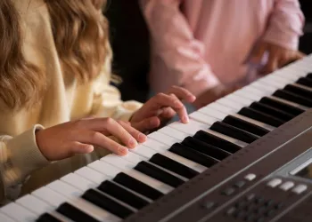 Farklı Piyano Öğrenme Metotlarının Karşılaştırması (Suzuki, Alfred vb.)