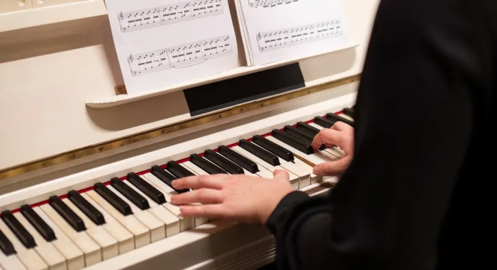 Piyano Kursu Sertifikası Ne İşe Yarar? (MEB, ABRSM, LCM)