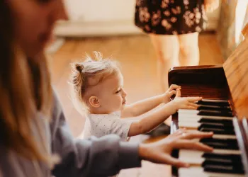 Konservatuvara Hazırlık İçin Çocuk Piyano Kursu